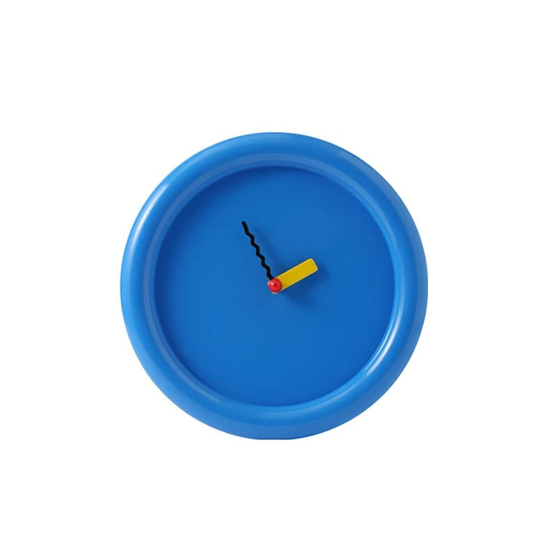 TimePop – Modern geometric wall clock with bold style and silent non-ticking movement