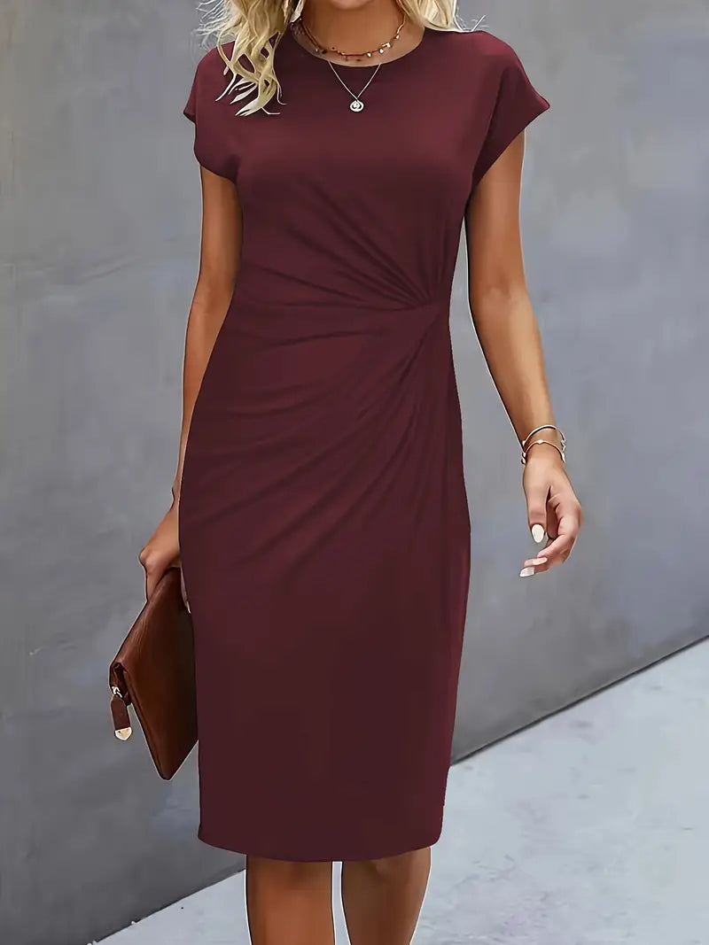 Madison – Robe sans manches à col rond et coupe ajustée