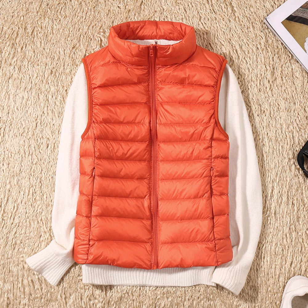 Natasha – Elegant cardigan with front zipper and secure pockets