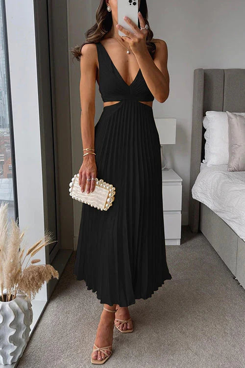 Elegant Maxi Dress with Pleats for Women
