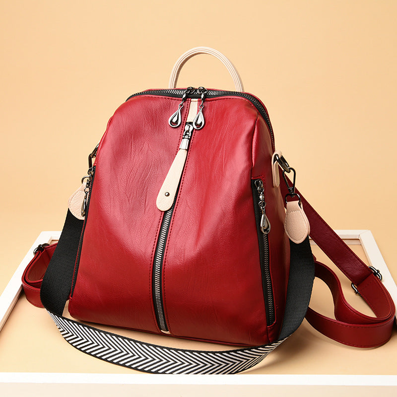 Nova - Trendy backpack with center zipper