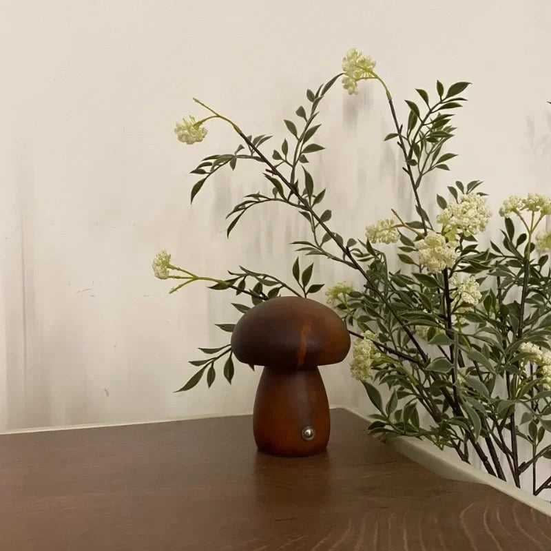 Mushwood - Lámpara de mesa de madera con diseño de seta