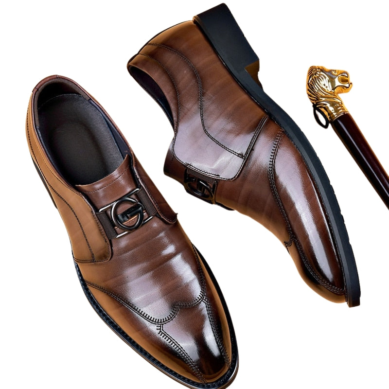 Lincoln – Scarpe moderne con punta affusolata e design con fibbia