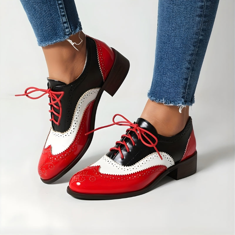 Mireya - Buty z noskiem w szpic i sznurowaniem