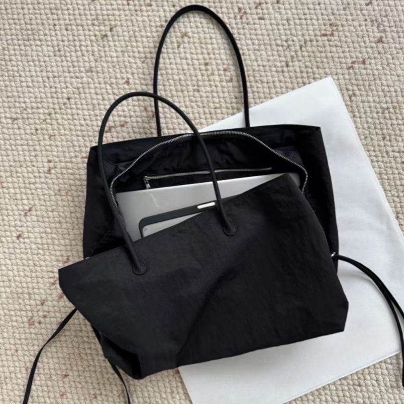 Women's Shoulder Bag with Adjustable Strap