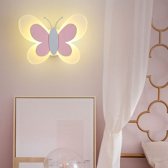 AeroLume - Butterfly-shaped LED wall lamp for a magical touch