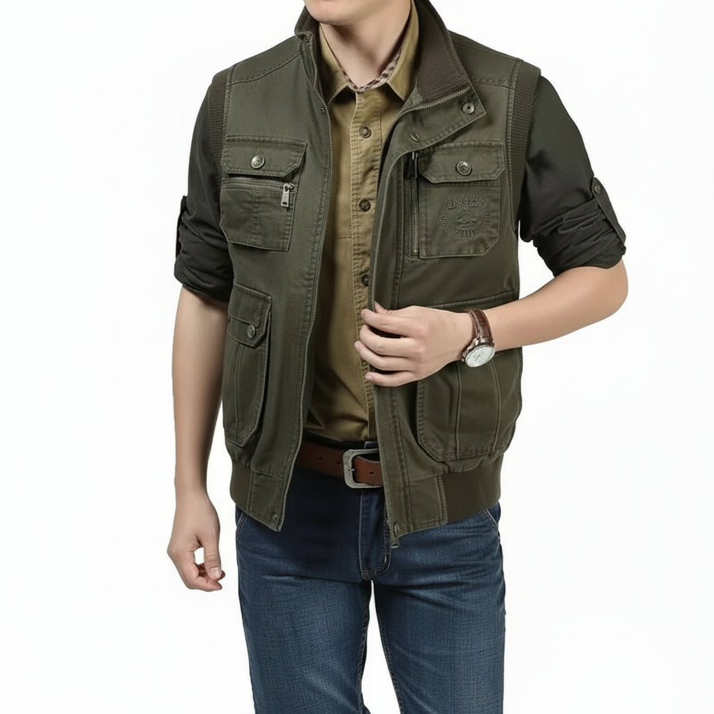 Haven – Sleeveless Vest with Zipper and Multiple Pockets