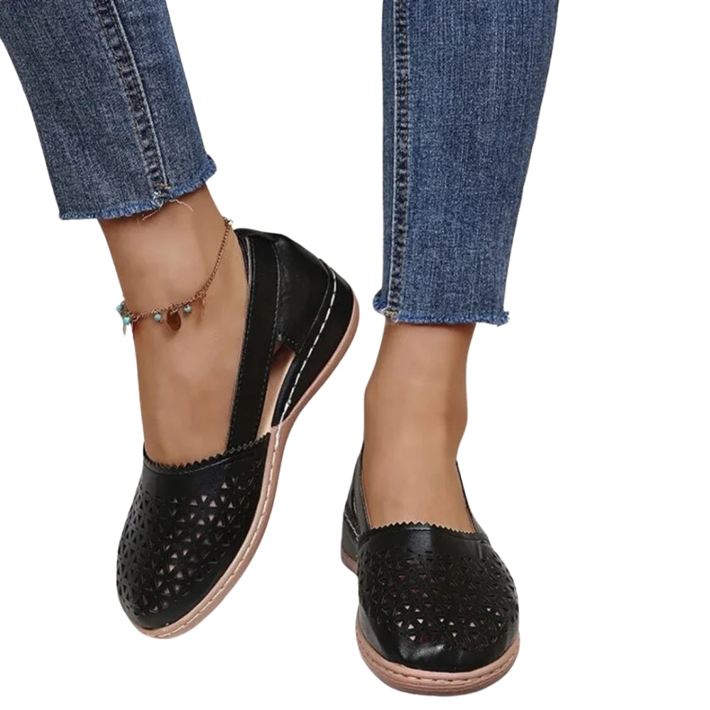 Kylie - Chaussures compensées avec découpe et bout rond
