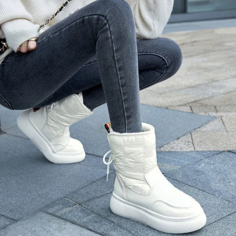 Trudy - Round toe boots with lace-up closure