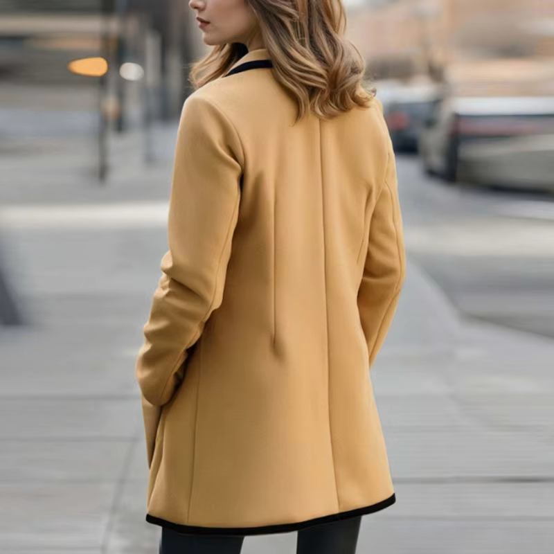 Amara - Long sleeve coat with lapel collar and buttons
