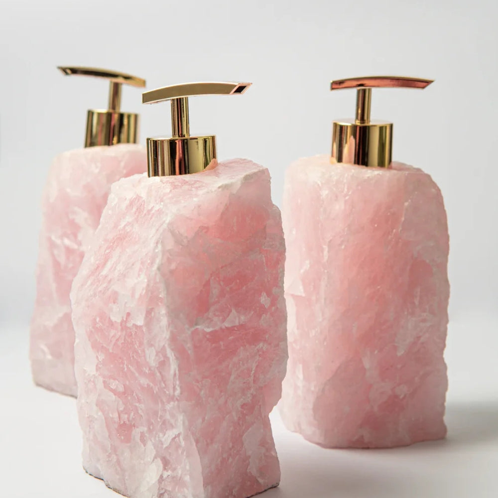 GlowMist – Geometric soap dispenser with sculpted shape and smooth pump design