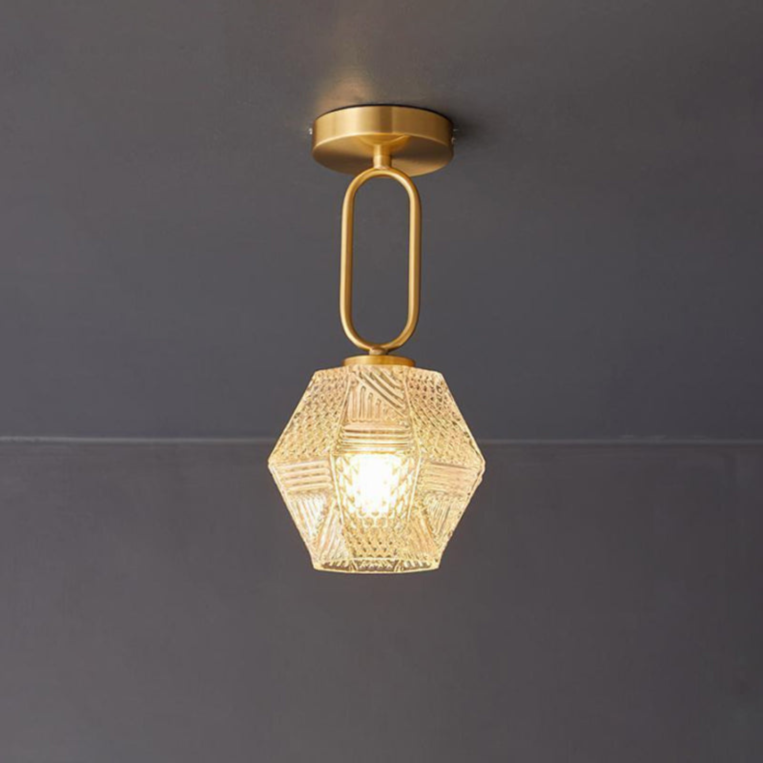 LumiDeco – Ceiling Lamp of Brass and Glass with Diamond Cut Design