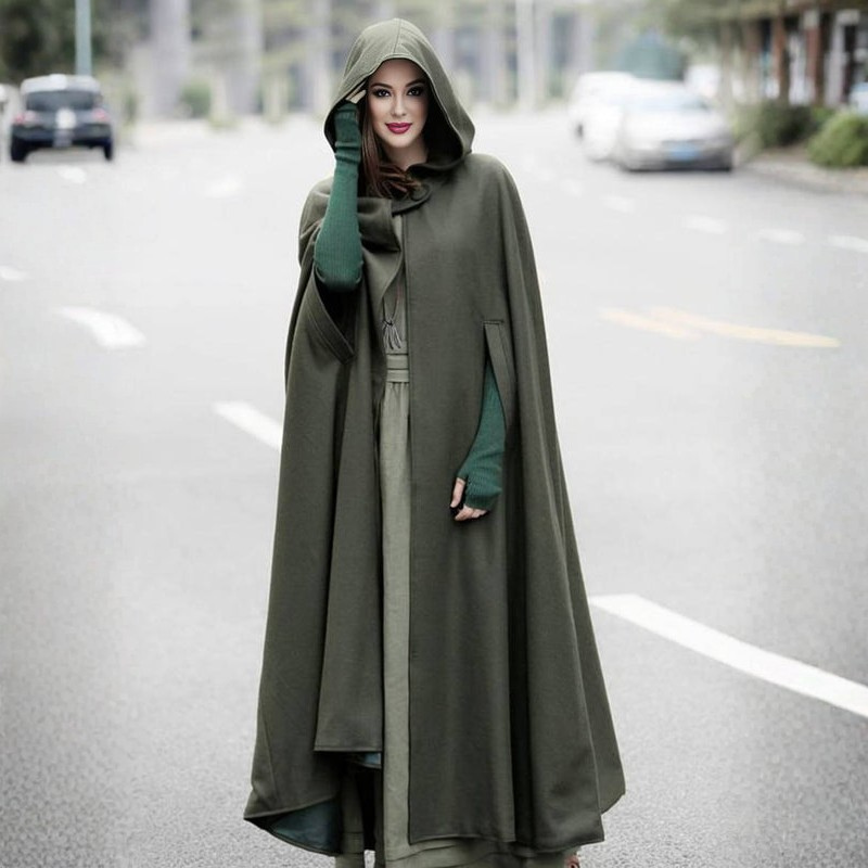 Lina - Cappotto poncho lungo con cappuccio asimmetrico