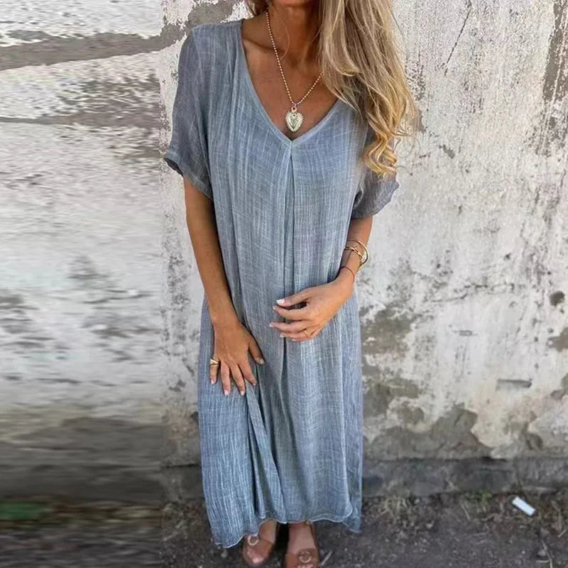 LuxeAura™ - Robe à la mode