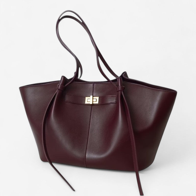 Selena – Handtas met Verstelbare Bandjes en Gespdesign