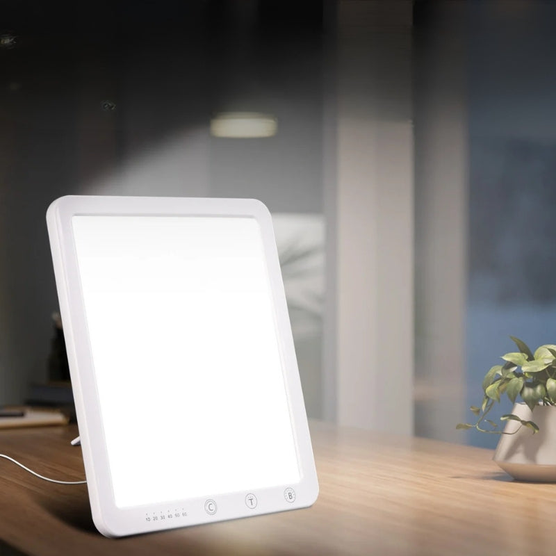 LumaSquare – dobíjecí LED lampa se čtvercovým designem a nastavitelnou jasností
