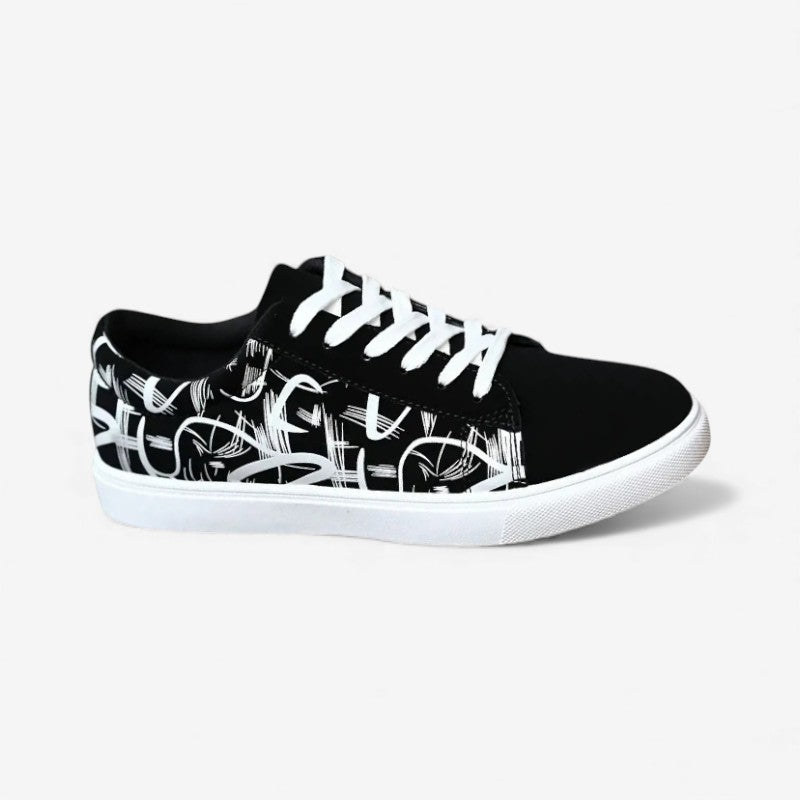 Mark – Buty z zaokrąglonym noskiem, sznurowane, z antypoślizgowym wzorem