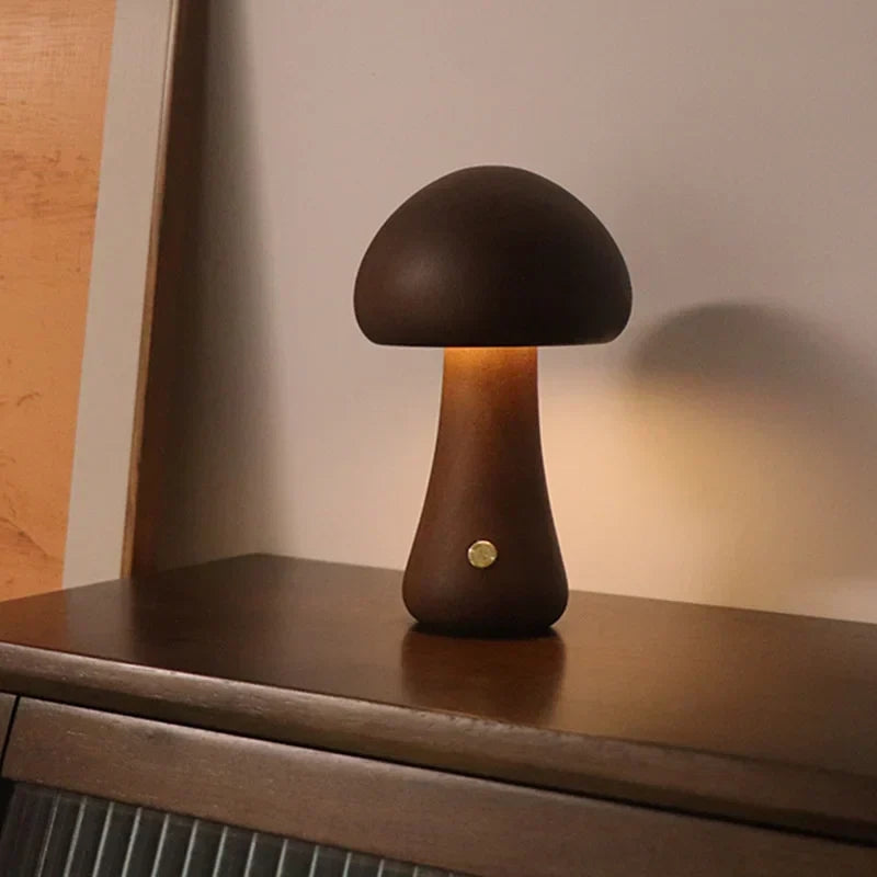 MushGlow – Lampada da Tavolo LED con Interruttore Touch e Design Ispirato a Fungo