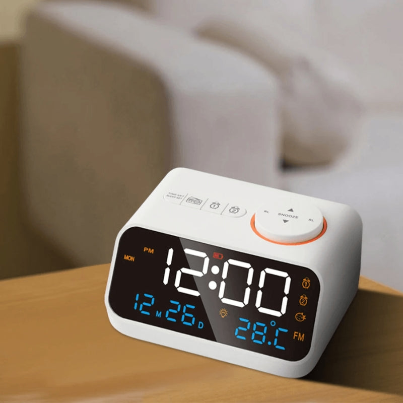 RadioClock - Budzik LED z wbudowanym radiem FM i cyfrowym wyświetlaczem