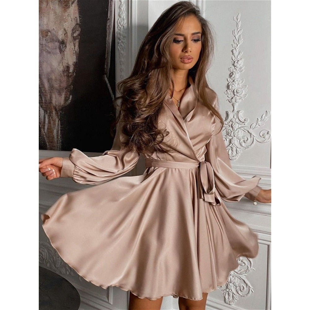 Eva - Elegant wrap dress with deep neckline and pleated long sleeves