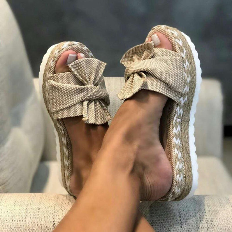 Lena – Sandale elegante cu deschidere la vârf și talpă ușoară