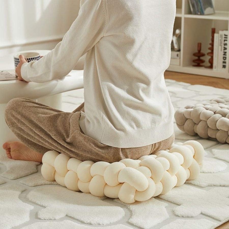 KnotEase - Coussin noué élégant tissé pour un confort ultime