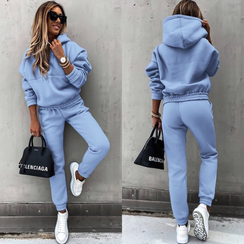 Tessa – Elegancki dres z bluzą z kapturem na długie rękawy i spodniami z elastyczną talią