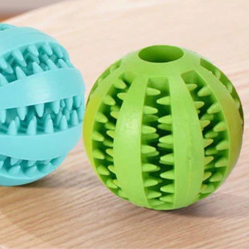 ChewTreat – Giocattolo a Palla per Cani con Erogazione di Cibo e Design Masticabile