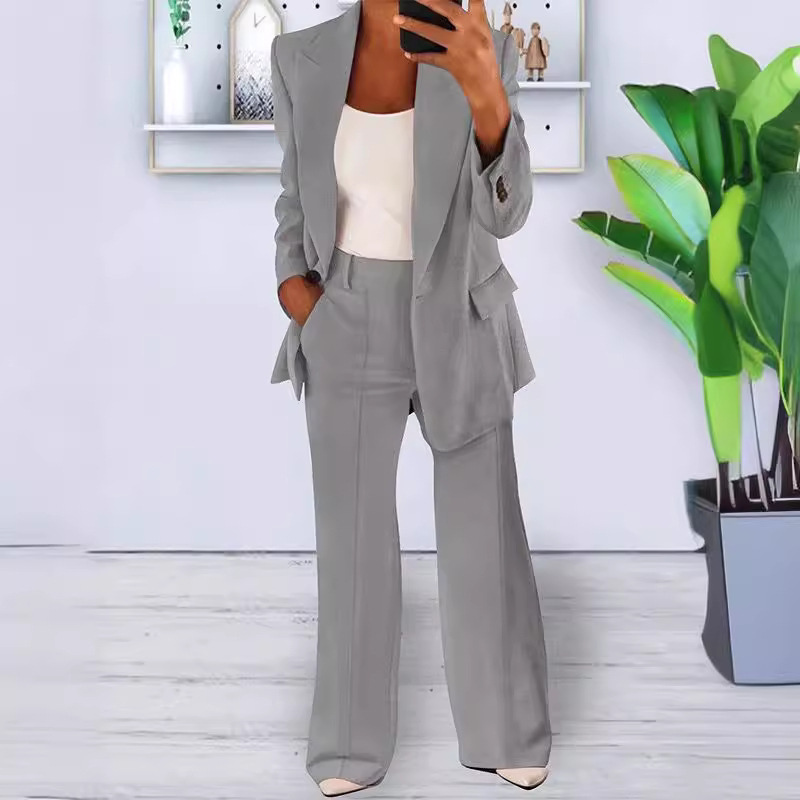 Completo Donna con Blazer Monopetto e Pantaloni Coordinati