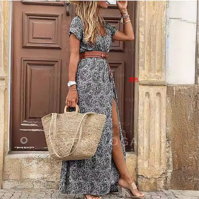 Abito lungo da donna con stampa floreale e scollo a V