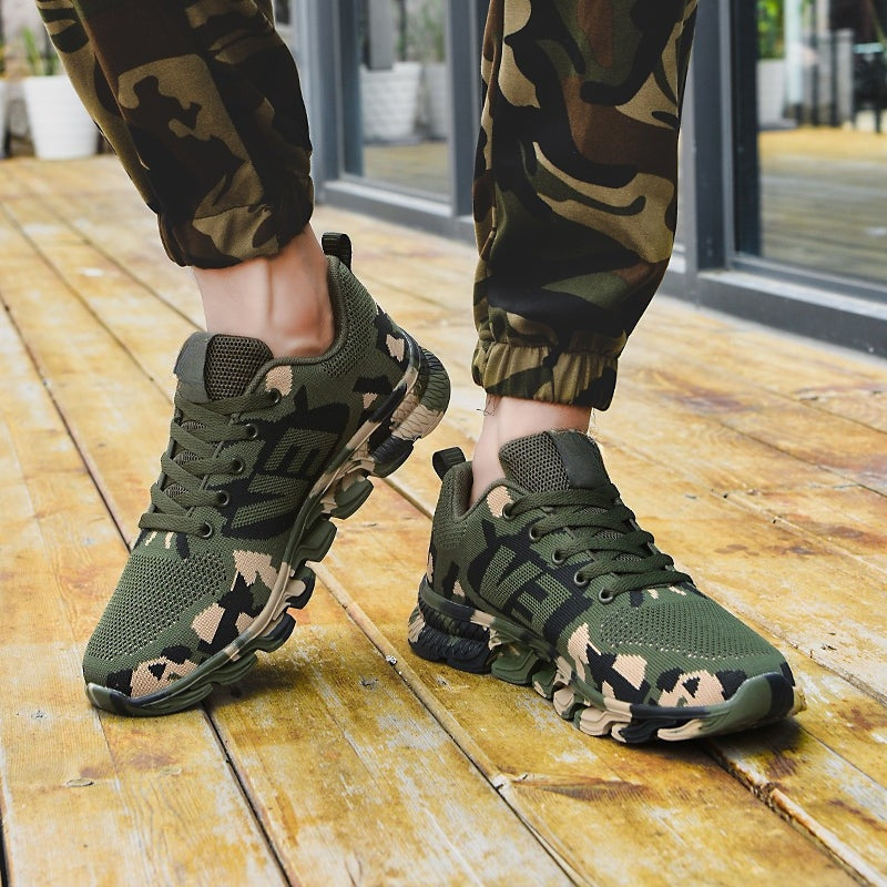 CamoFlex – Oddychające sneakersy z wzorem kamuflażu i sznurowaniem