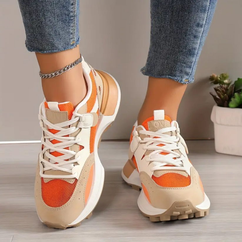 Verena - Durable and elegant shoes with an adjustable lace fit
