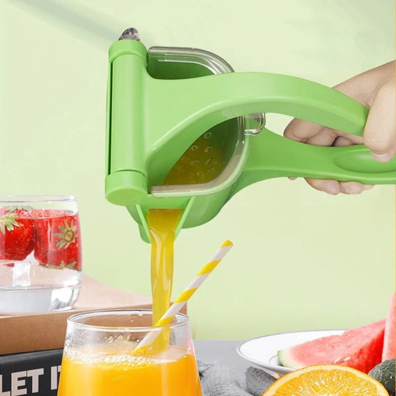 JuiceEase – Storcător manual portabil pentru uz casnic