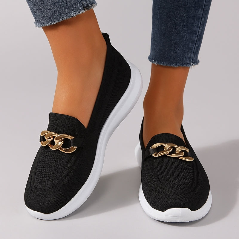 Chaussures antidérapantes pour femmes avec boucle en mesh et détail chaîne dorée