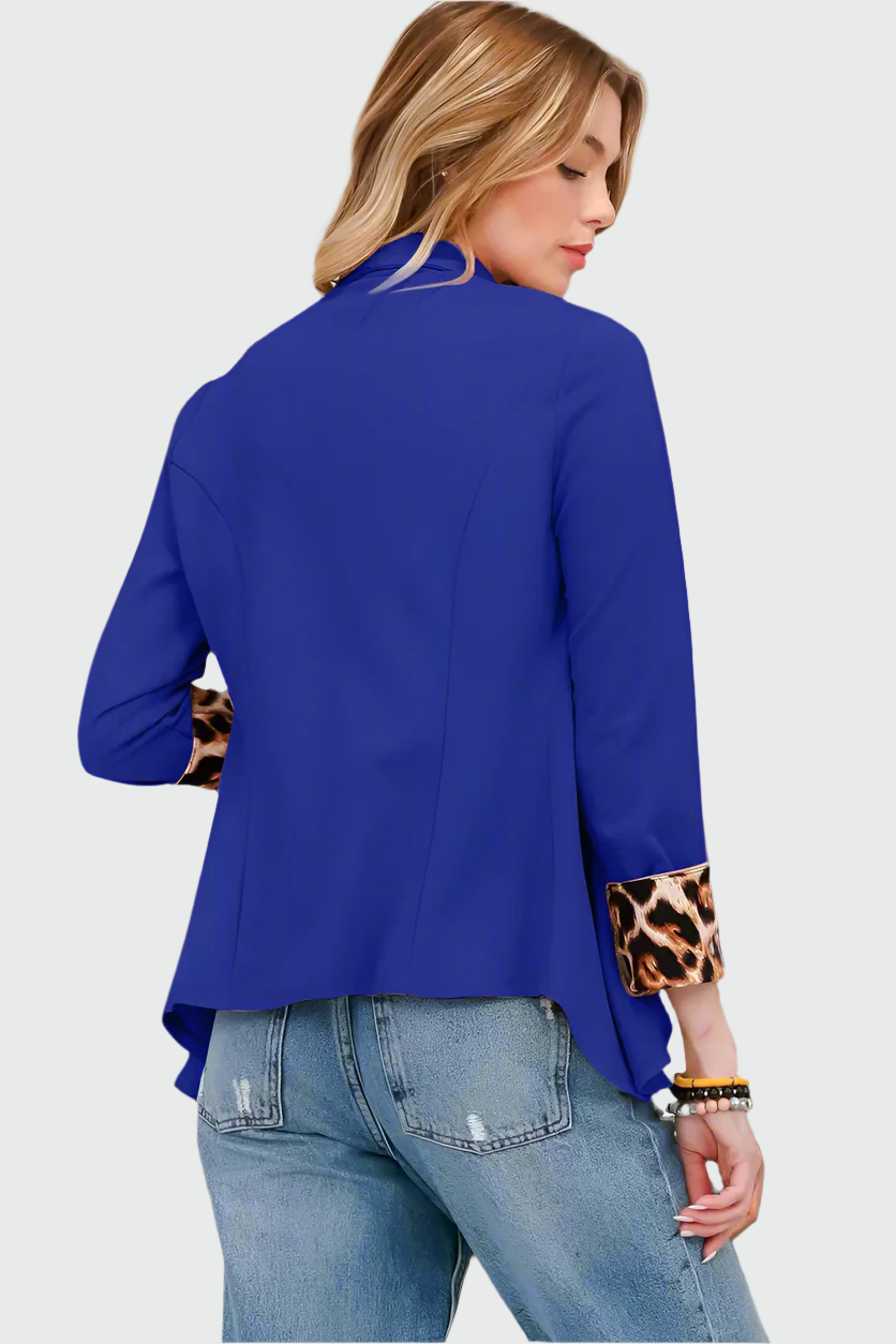 Amara - Modern open-front blazer with rolled-up sleeves and comfortable fit