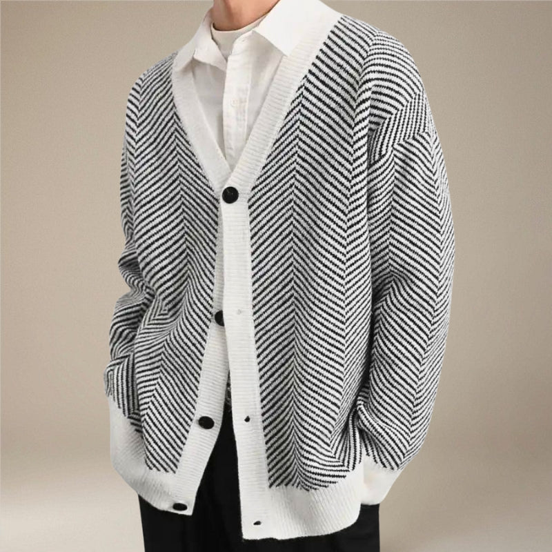 William – Long Sleeve Printed Cardigan With V-Neck And Buttons