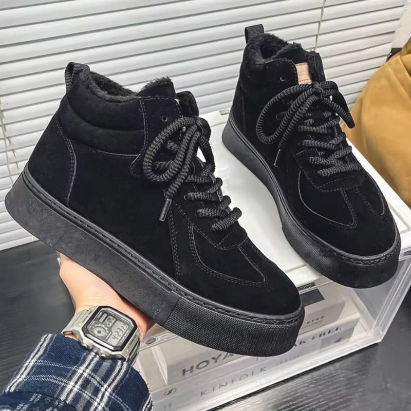 Noah – Adidași comozi cu talpă plată antiderapantă, cu șireturi și căptușeală de blană