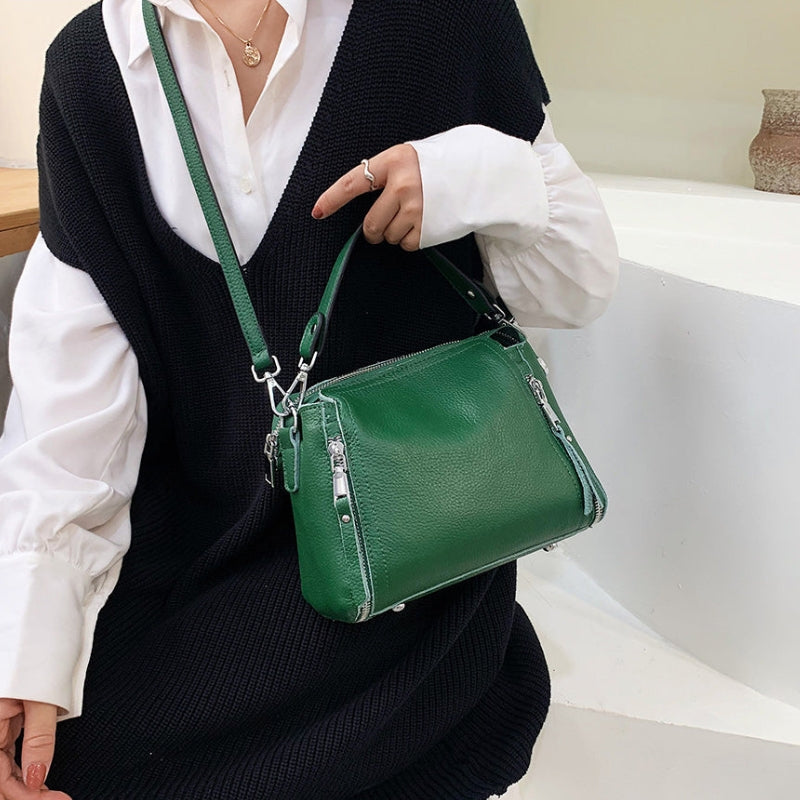 Isaura – Handbag with Detachable Shoulder Strap and Handles