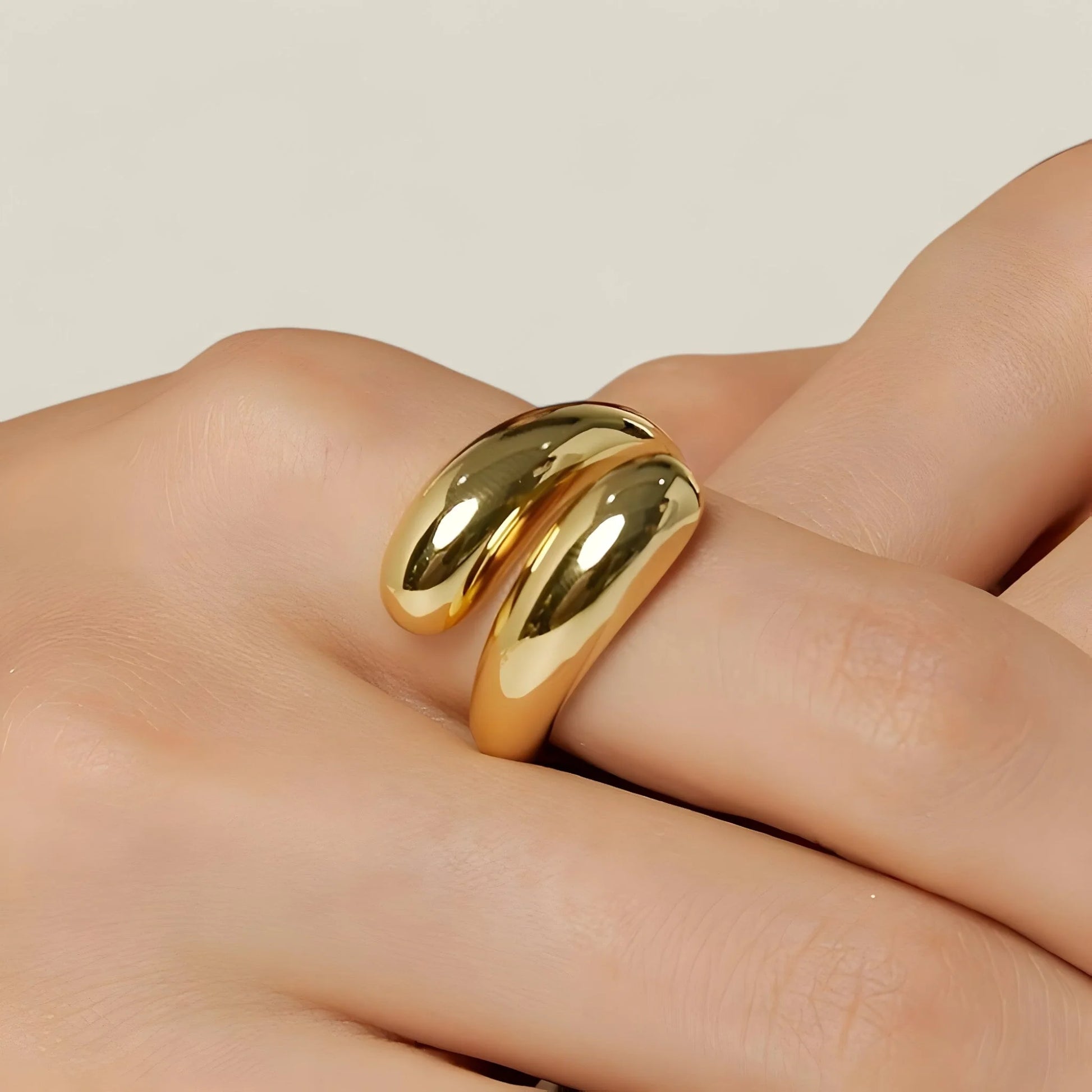 Sophia – Elegant Ring with Timeless Design and Radiant Shine