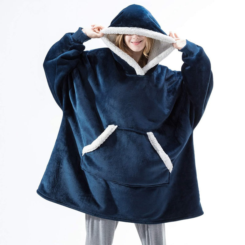 Sophie – Couverture oversize à capuche, manches longues et poches