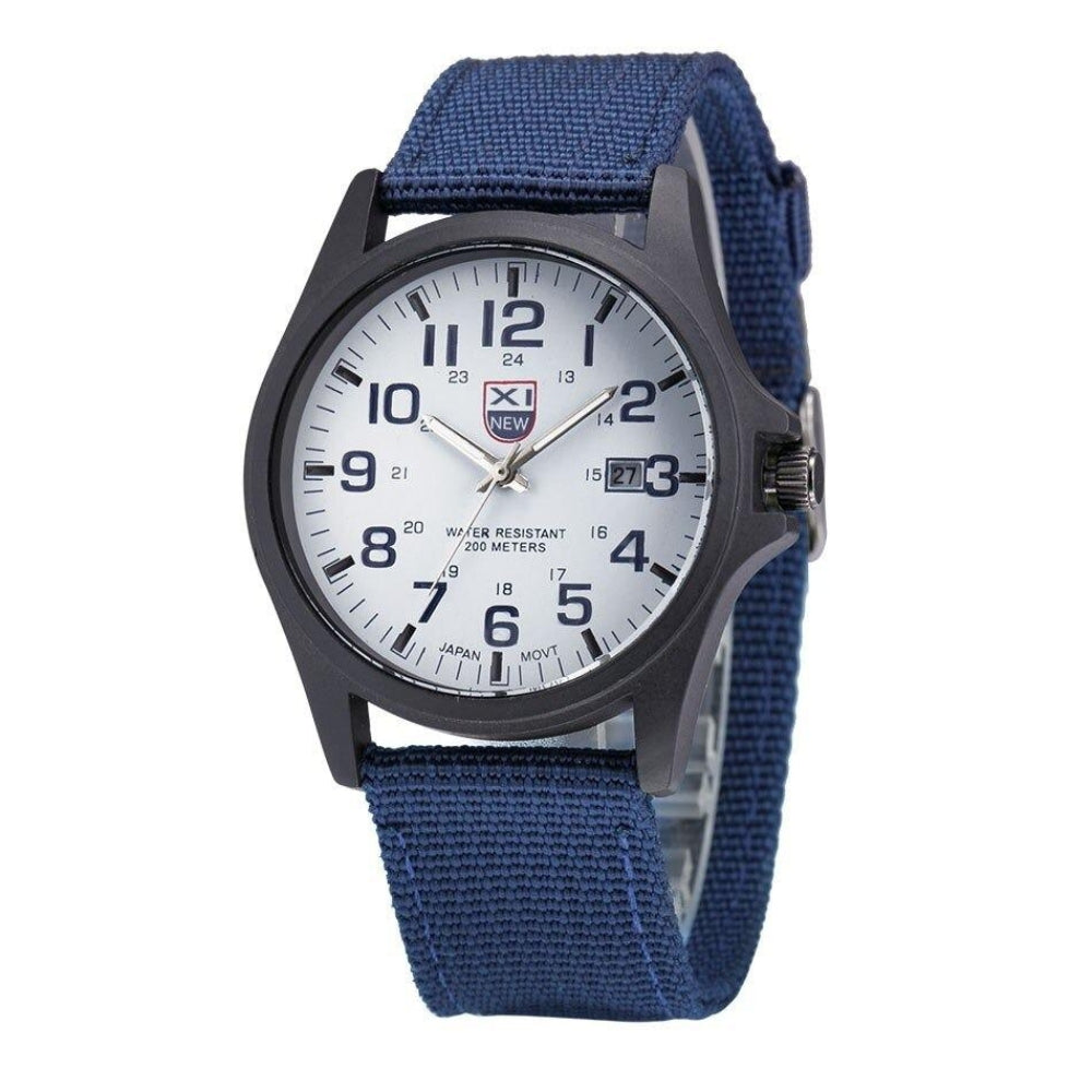 Axel – Rugged field watch with striking display and functional design