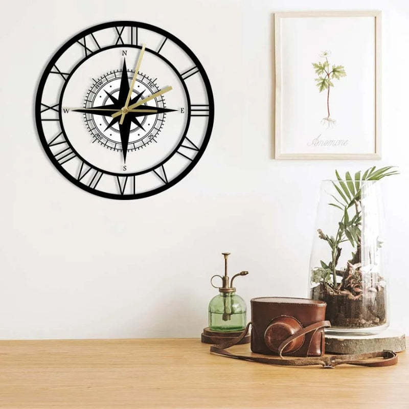 TimeCompass – Round Wall Clock with Compass Design and Silent Movement