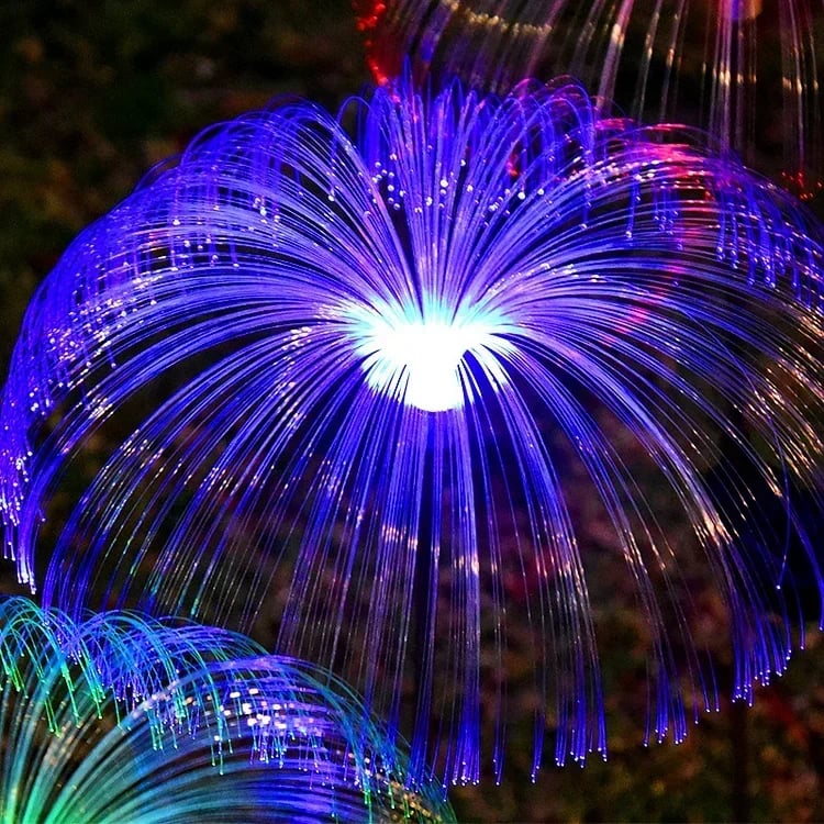 AuroraGlow - Enchanting solar jellyfish lamps with elegant floating design