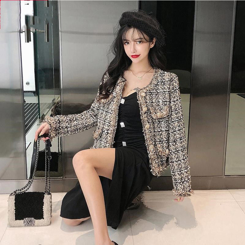 Laila - Classico blazer in tweed con eleganti bottoni dorati