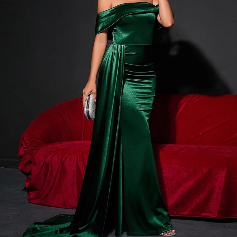 Jessica - Rochie fără Umeri cu Croială Slim