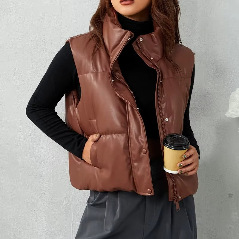 Chloe – Gilet imbottito senza maniche con bottoni frontali e tasche laterali