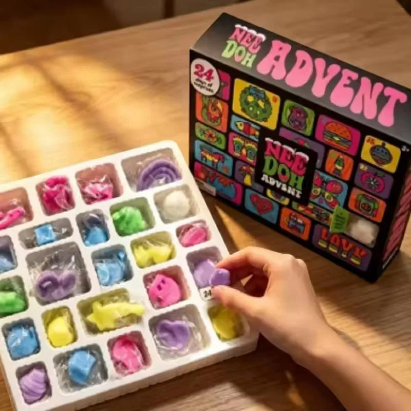 Calendrier de l'Avent NeedohAdvent de 24 jours avec jouets à presser et divers jouets antistress souples