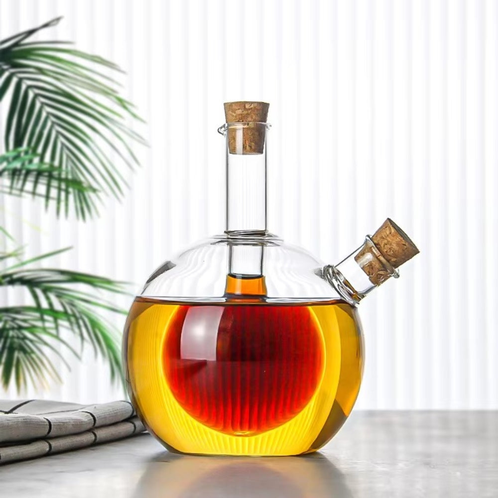 PourVista – Two-chamber dispenser set with artistic inner shapes for stylish serving of liquids