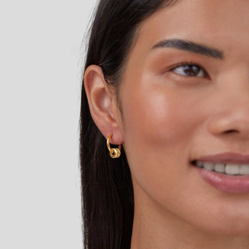 Sophia – Elegant hoop earrings with matching pendant necklace set