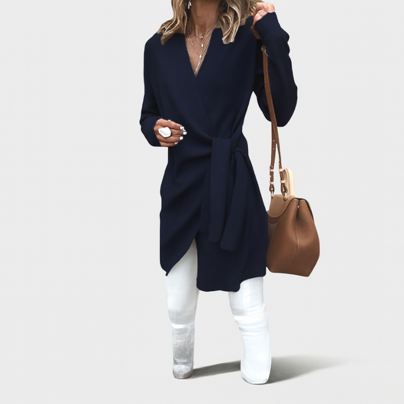 Clara – Cappotto Leggero con Taglio Moderno e Finiture Raffinate